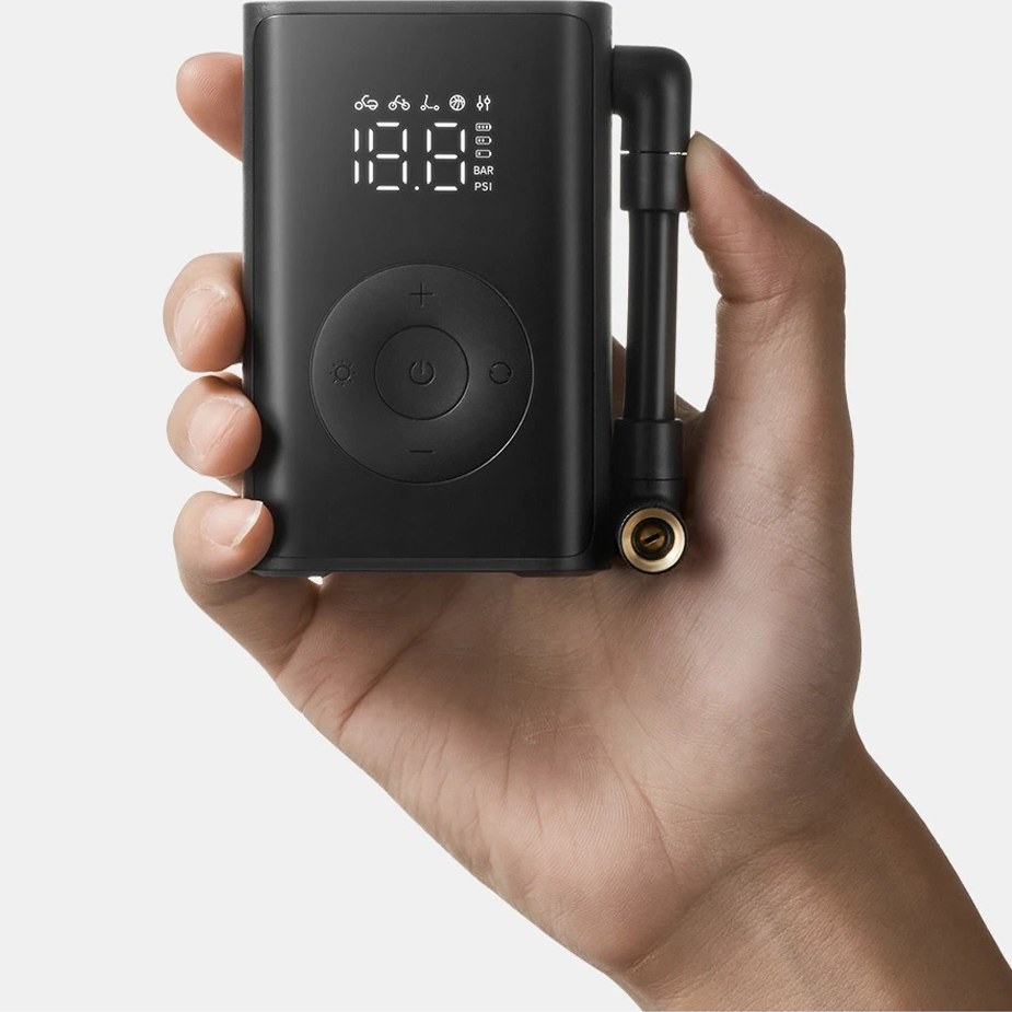پمپ باد کامپکت شیائومی مدل MJBXCQBQW با منبع تغذیه باتری - Image 2